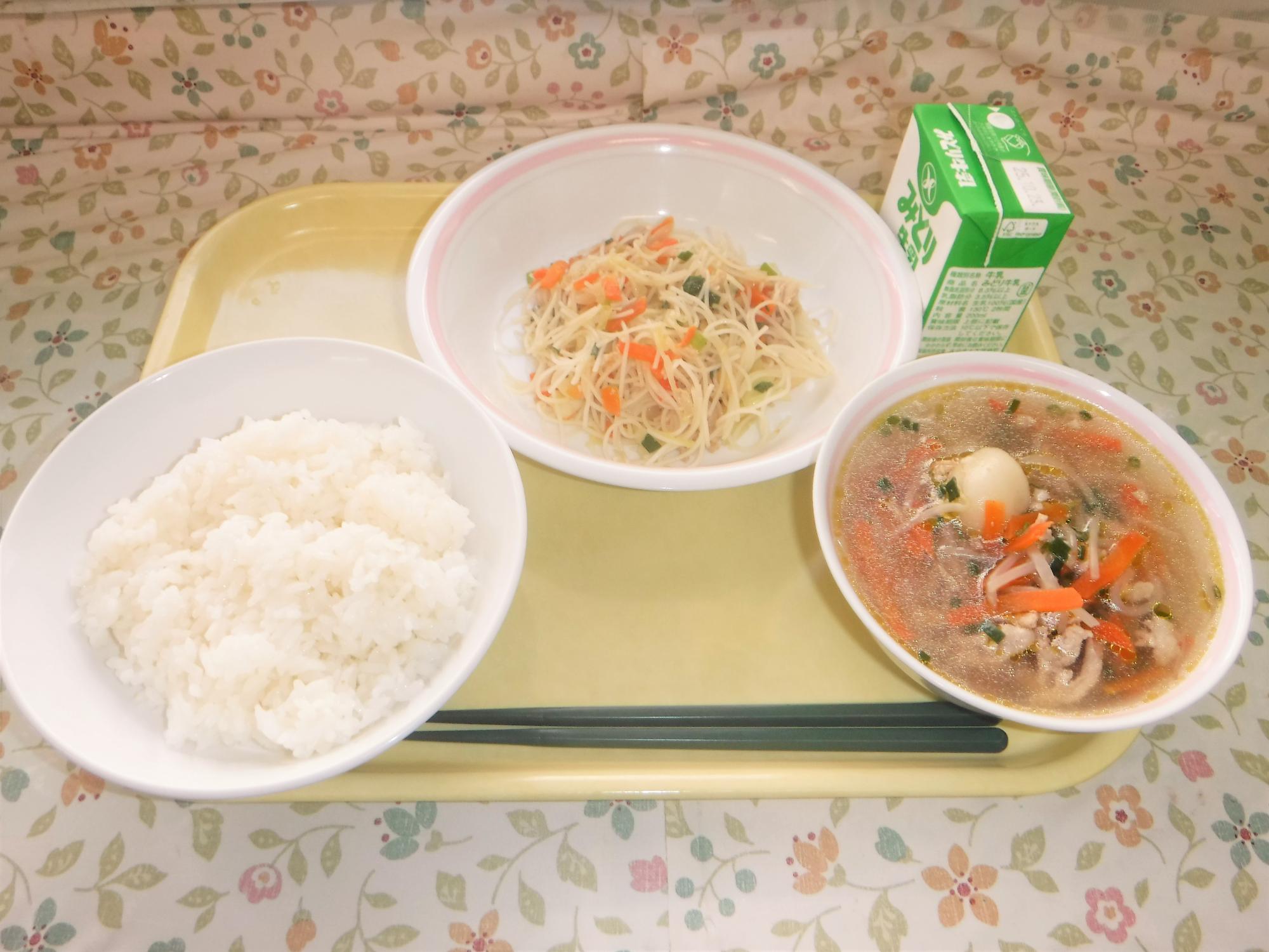 2025年10月14日の給食写真