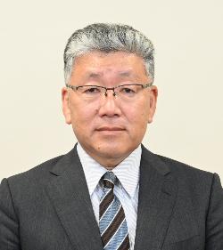 岡部輝明議員