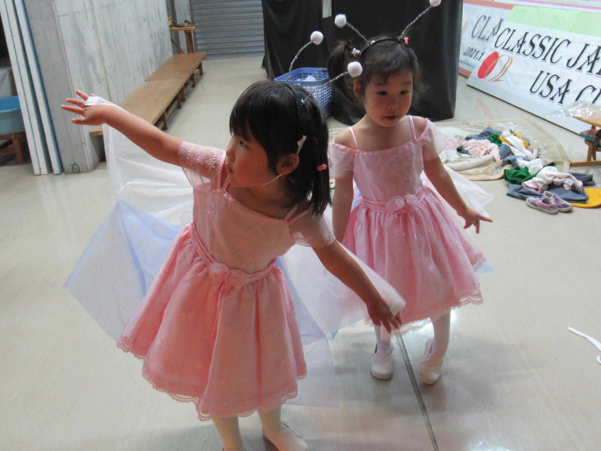 3,4歳女の子踊り