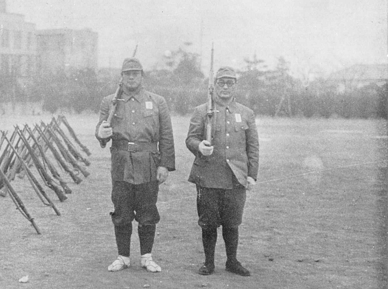 軍服姿の双葉山