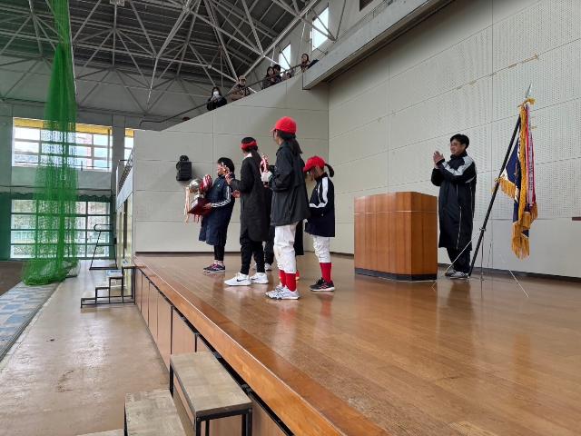 女子団体表彰式