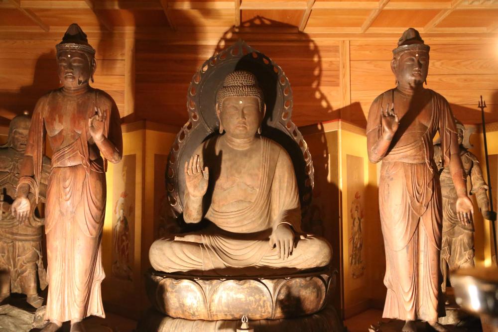 Statues of Miroku (Buddha of the Future) and attendant bodhisattvas Daimyoso and Ho’onrin
