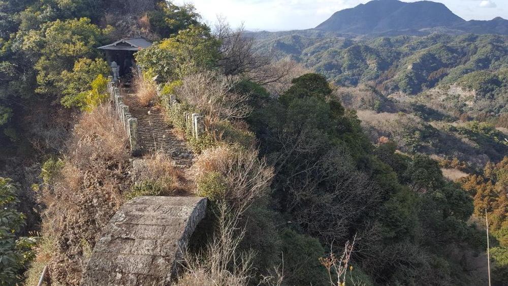 峯入り行最大の難所、無明橋