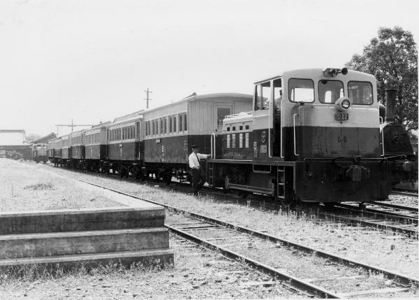 ディーゼル機関車（TC2型）