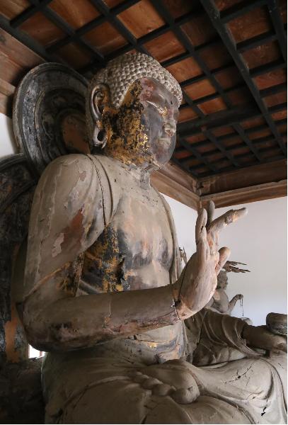 Statue of Yakushi Buddha