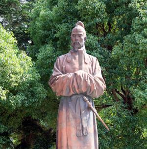 和気清麻呂像
