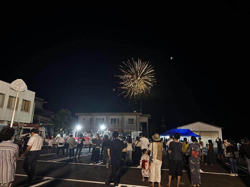 第57回夏祭り花火大会01