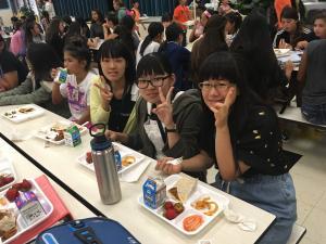 ランチタイムは楽しいな