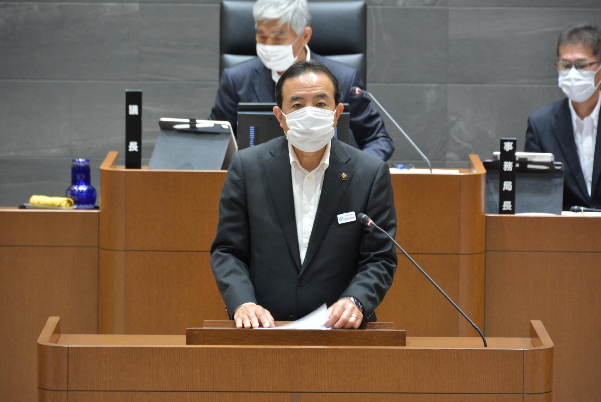 宇佐市長による提案理由説明