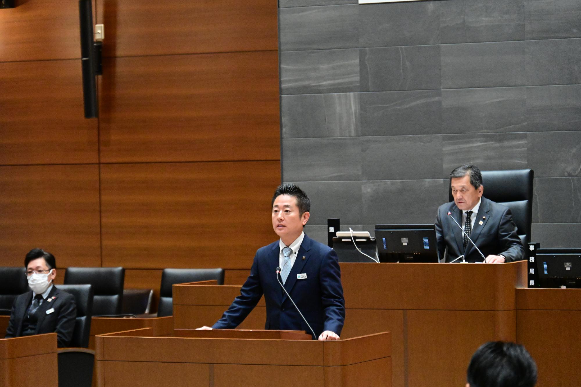 市長による提案理由説明