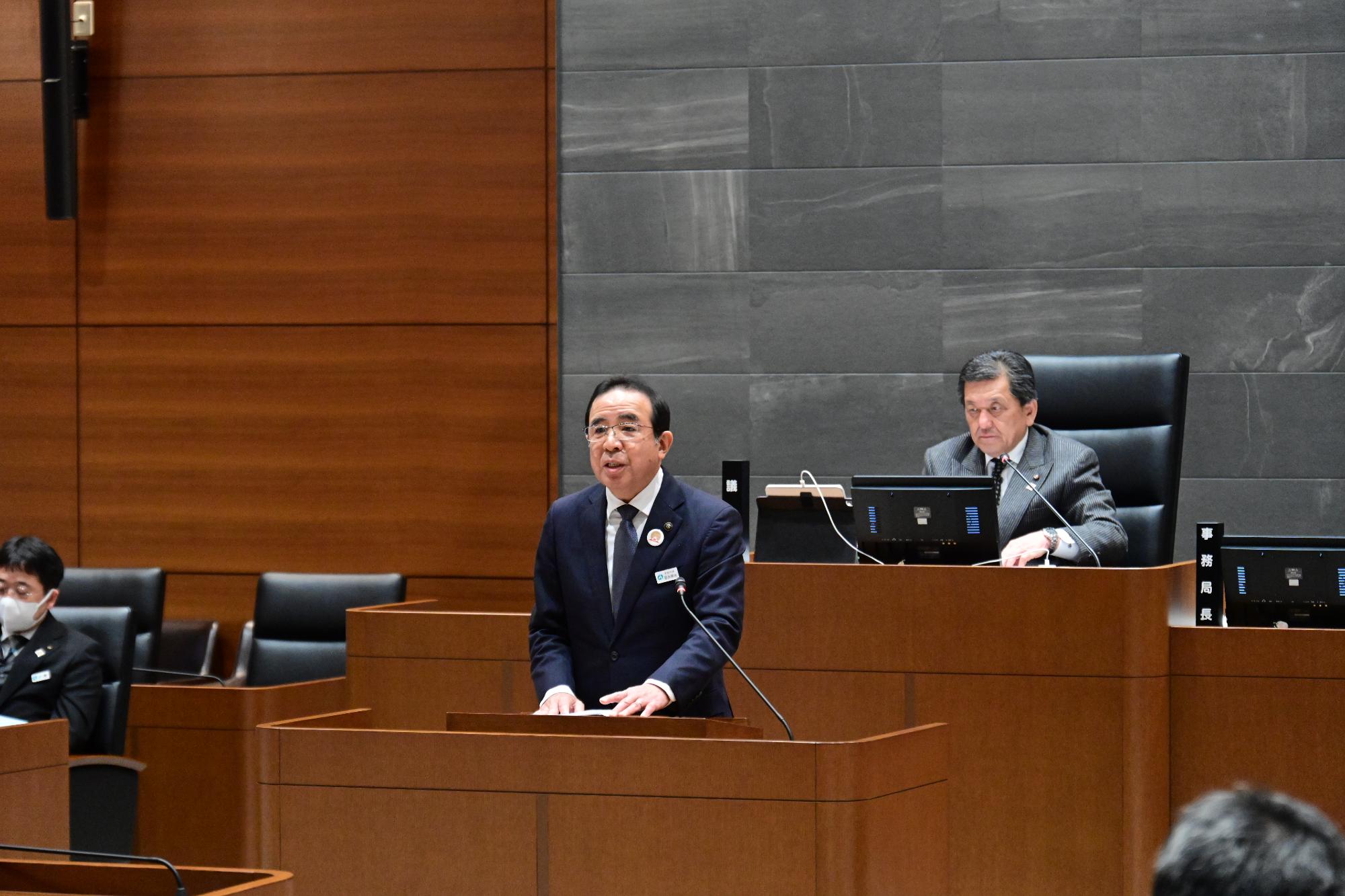 市長による提案理由説明