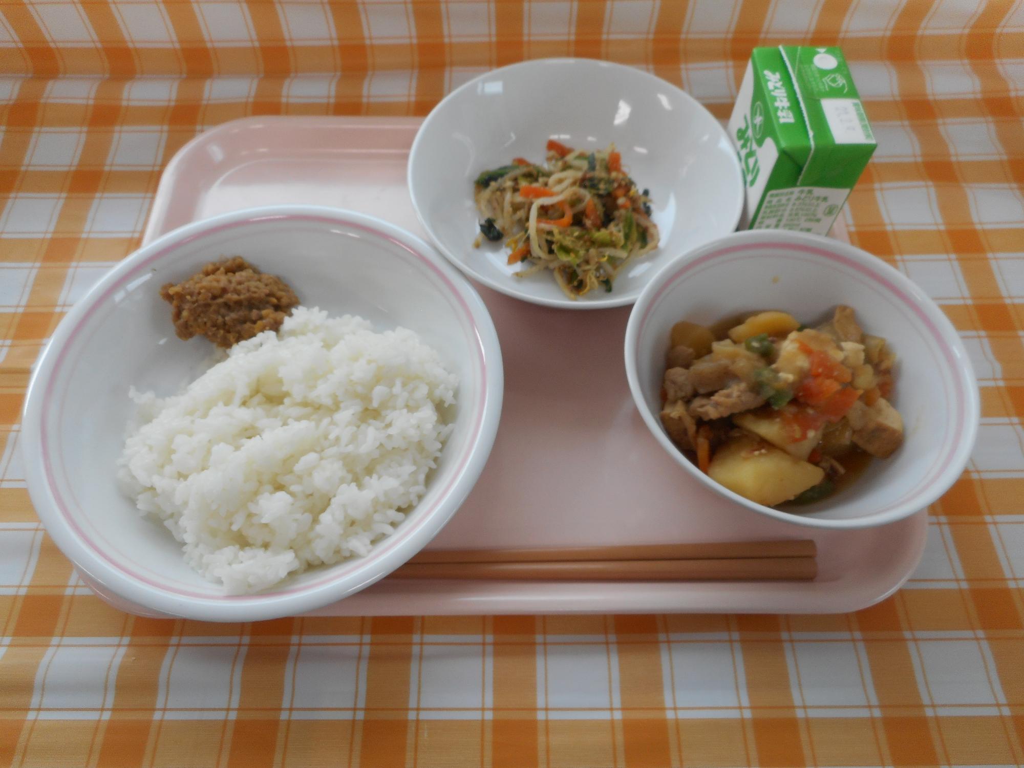 2021年2月1日の給食写真