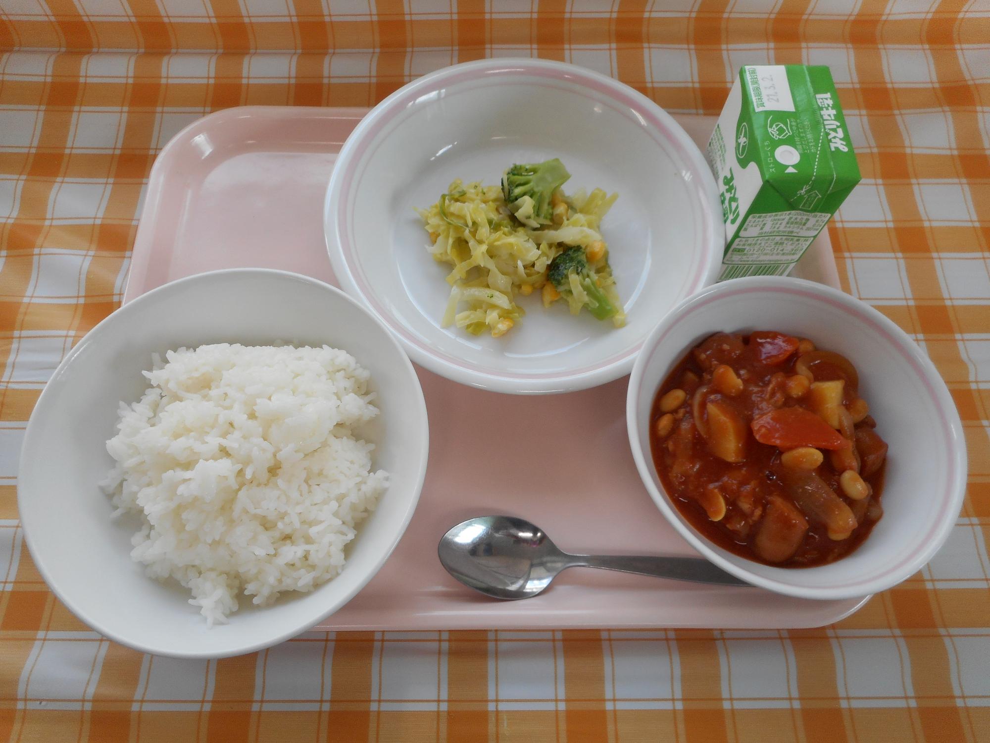 2021年2月22日の給食写真