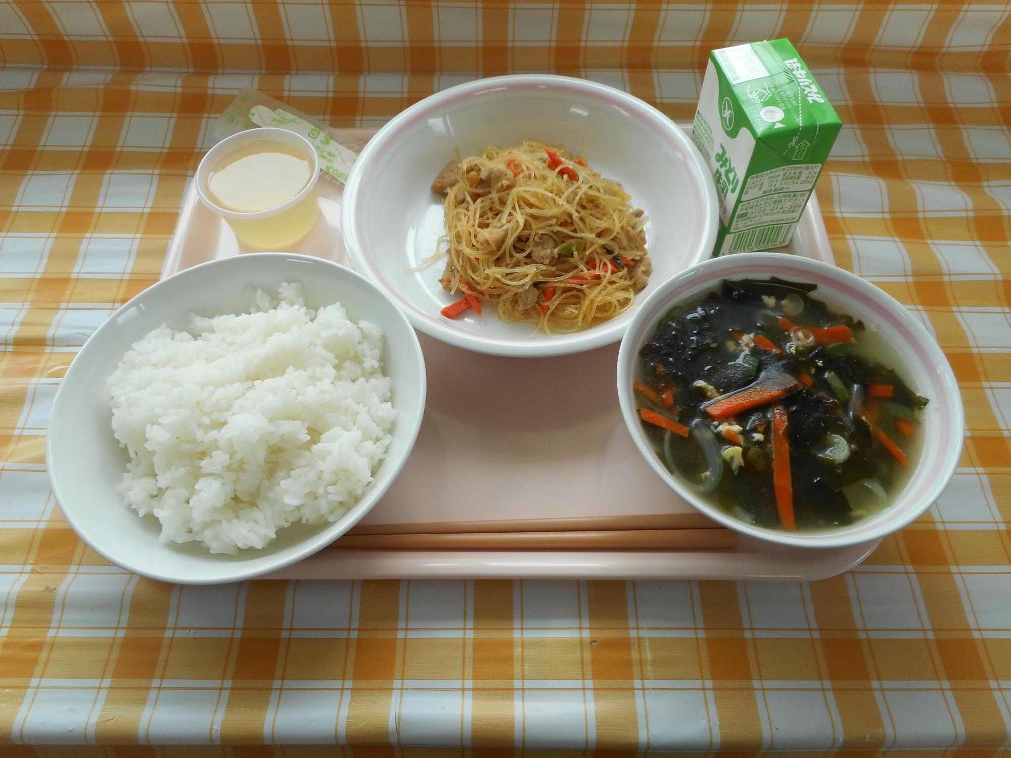 2021年4月23日の給食写真