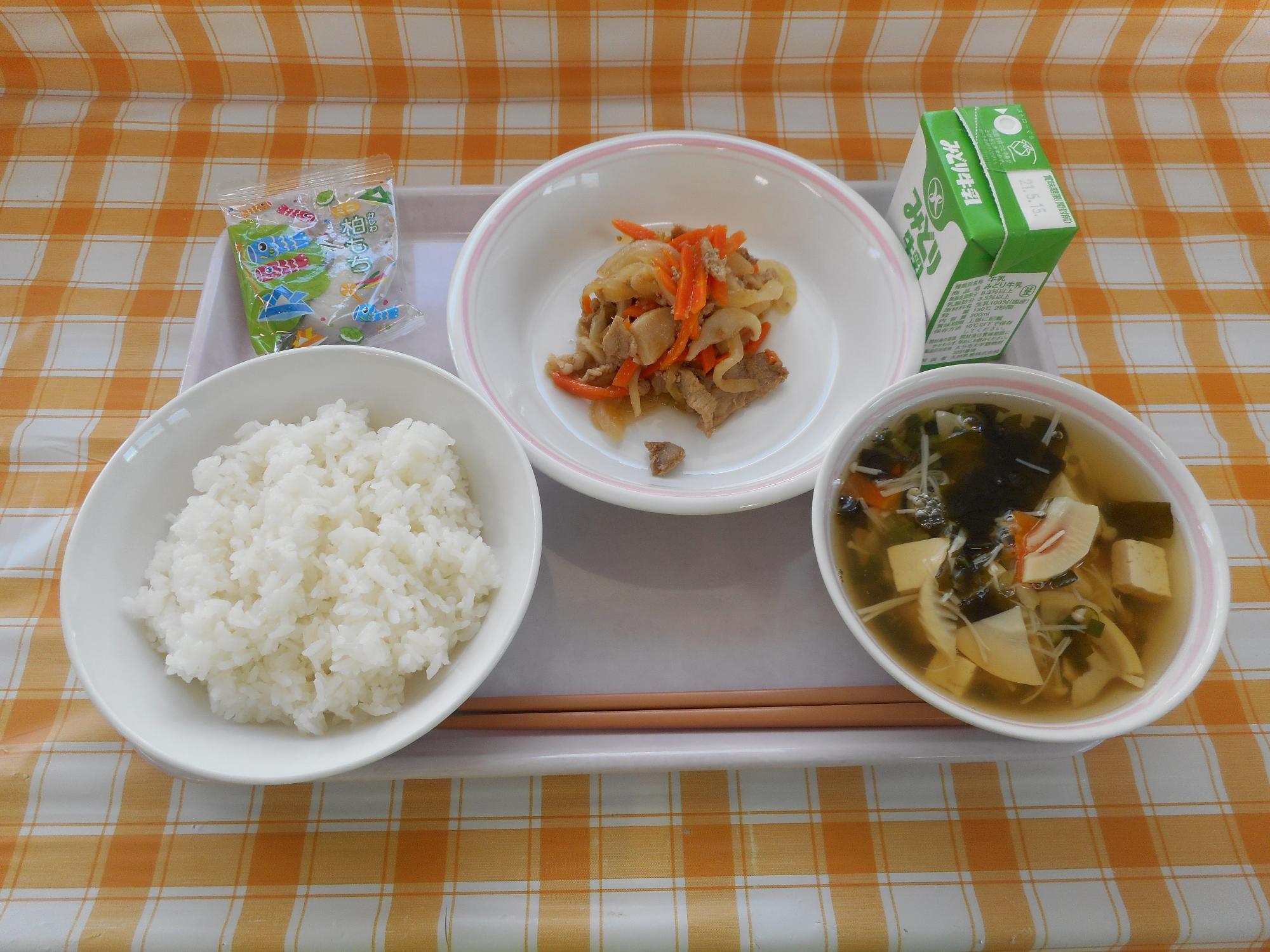 2021年5月6日の給食写真