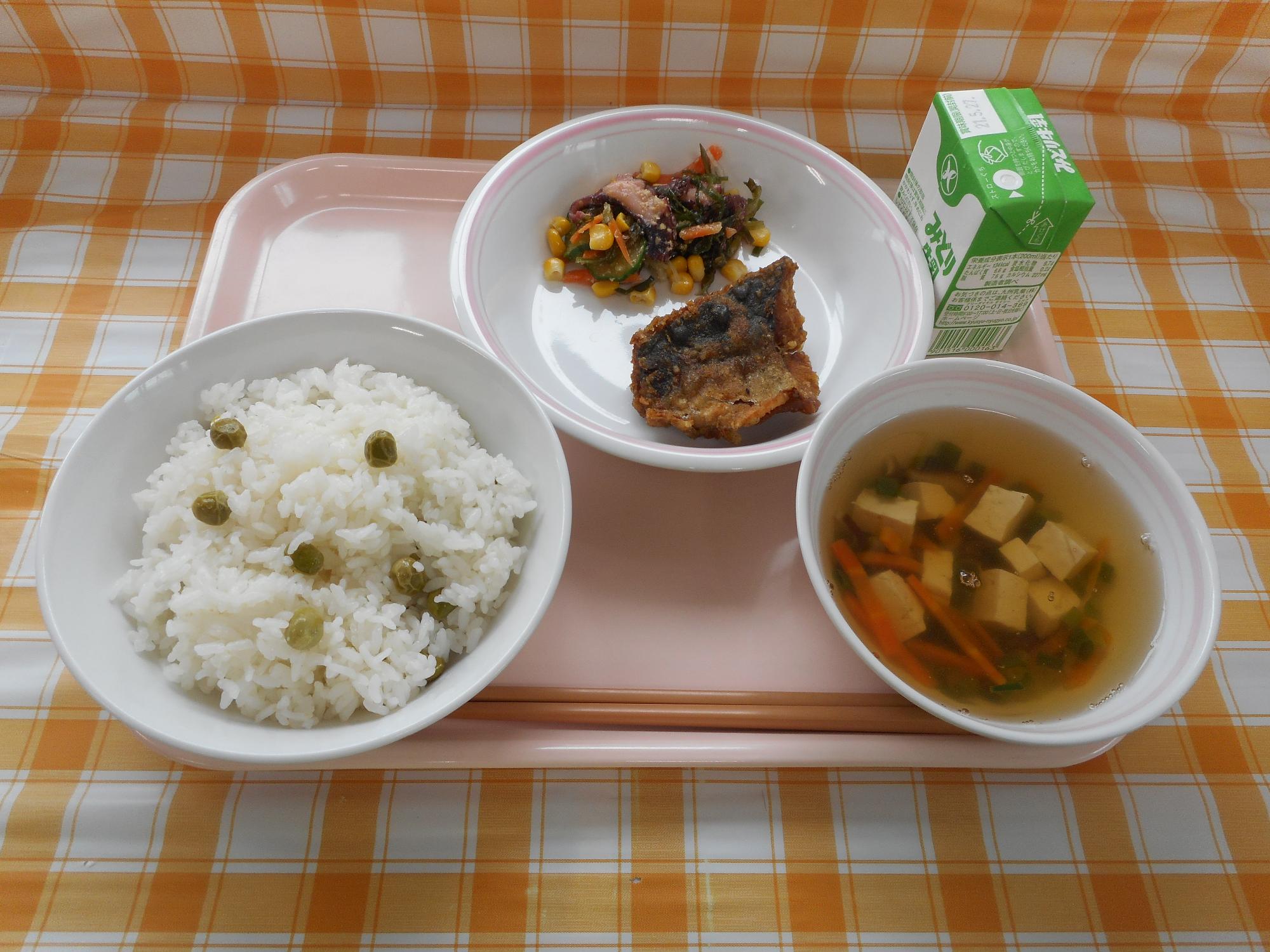 2021年5月18日の給食写真