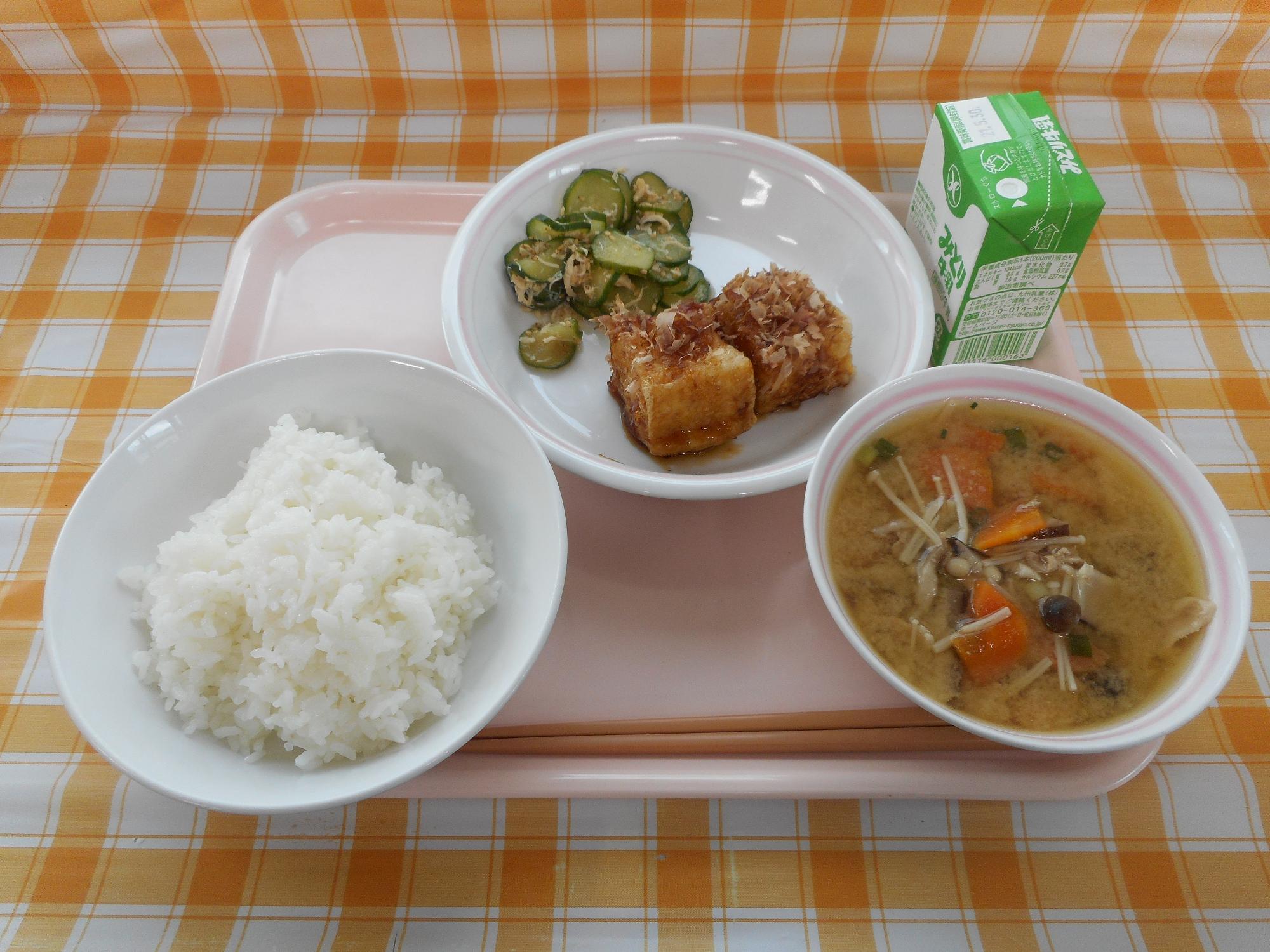 2021年5月21日の給食写真