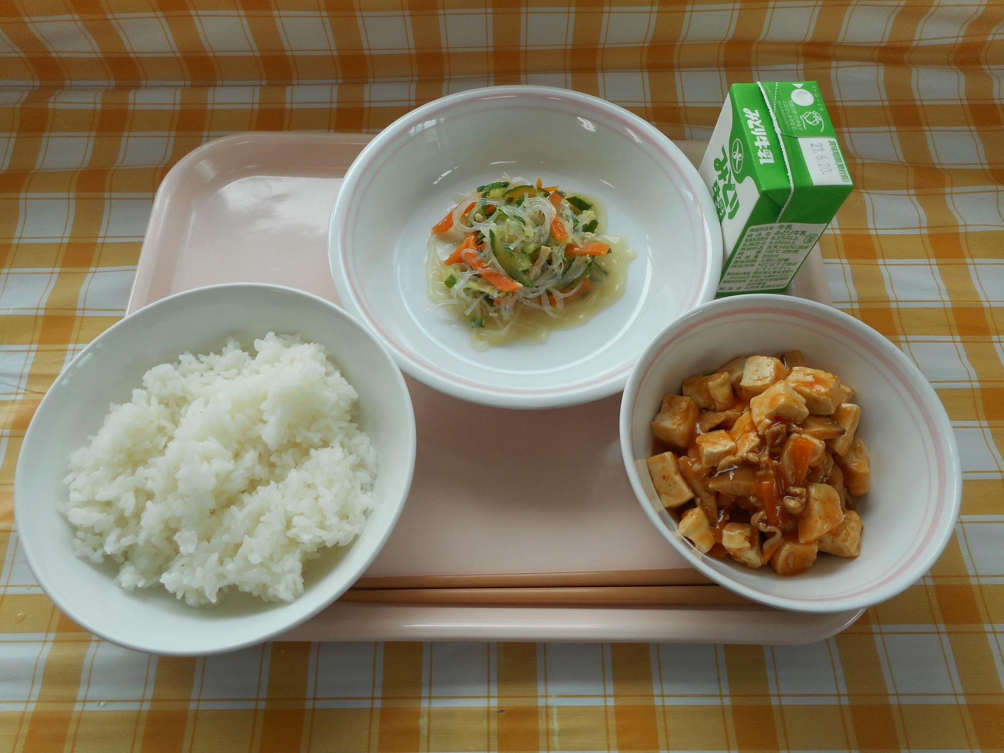 2021年6月11日の給食写真