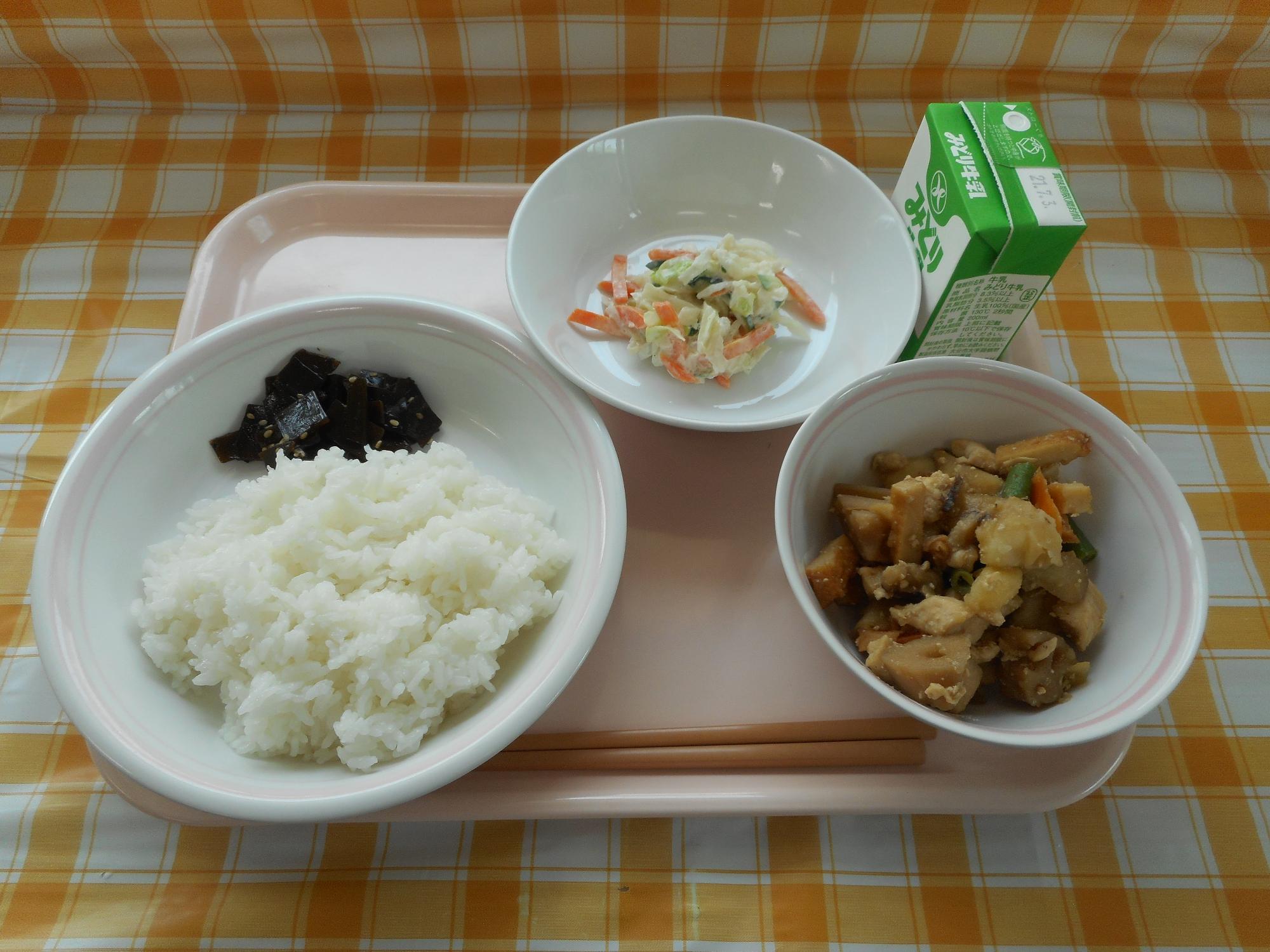 2021年6月24日の給食写真