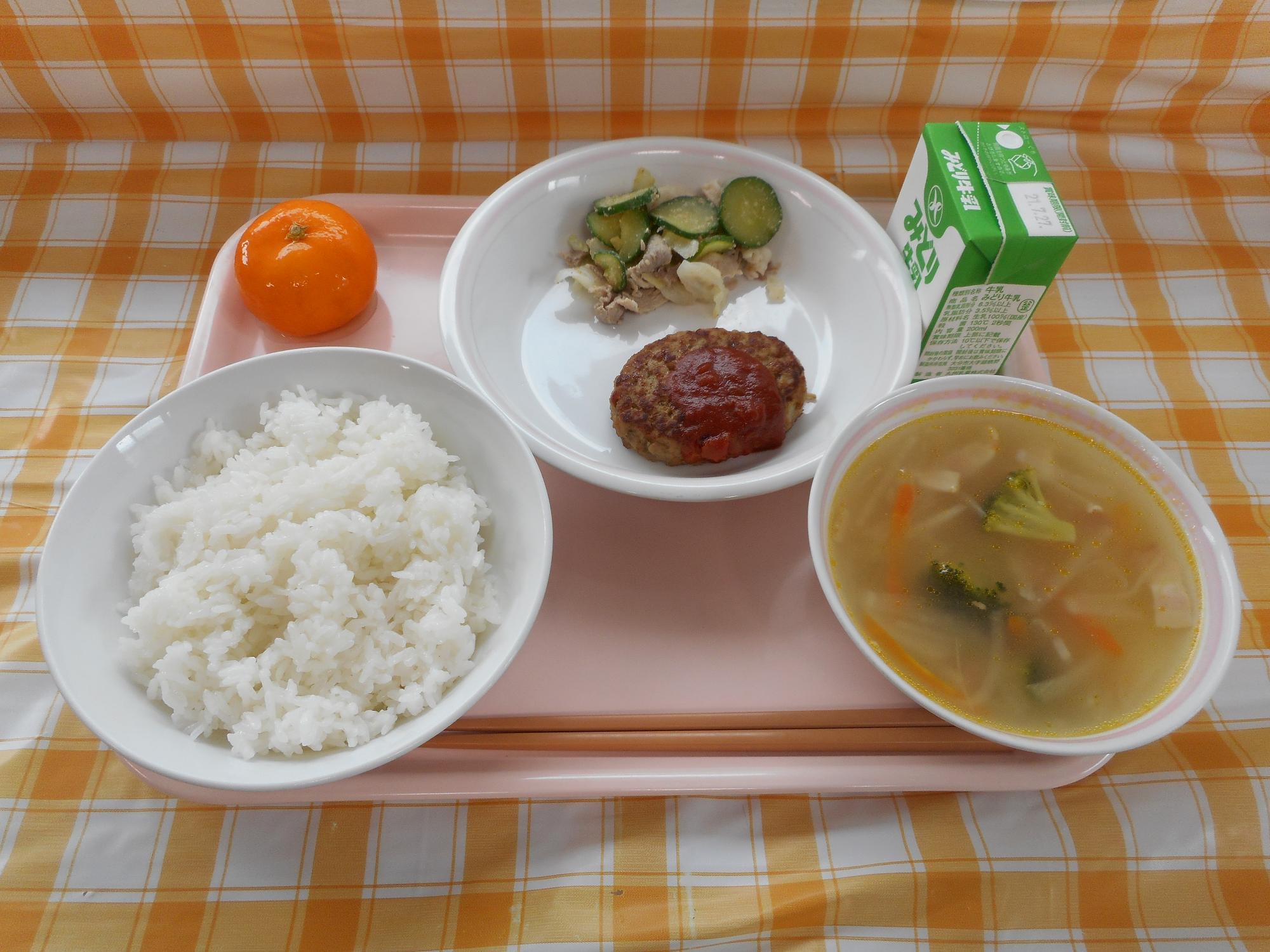 2021年7月19日の給食写真