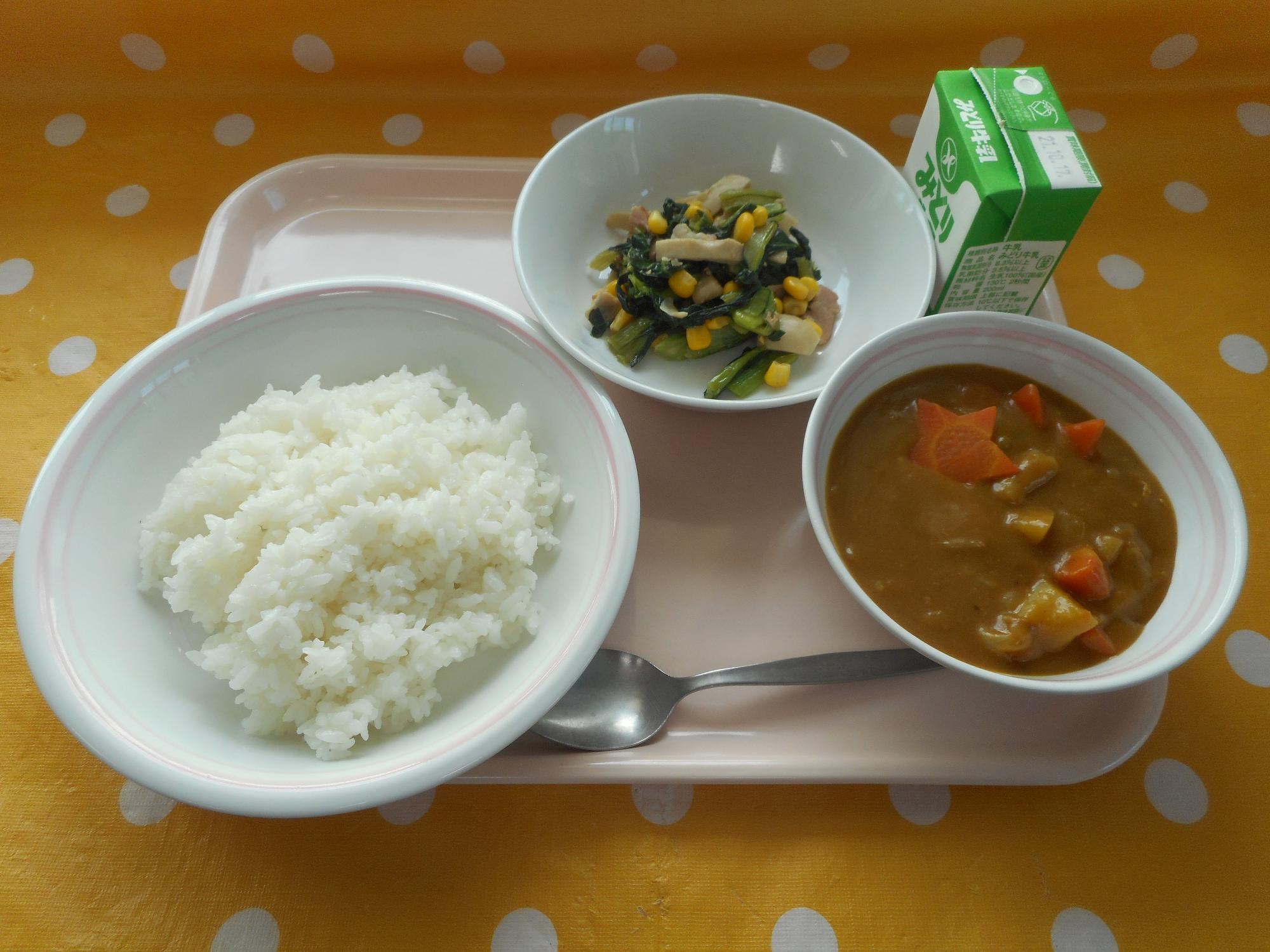 2021年10月8日の給食写真