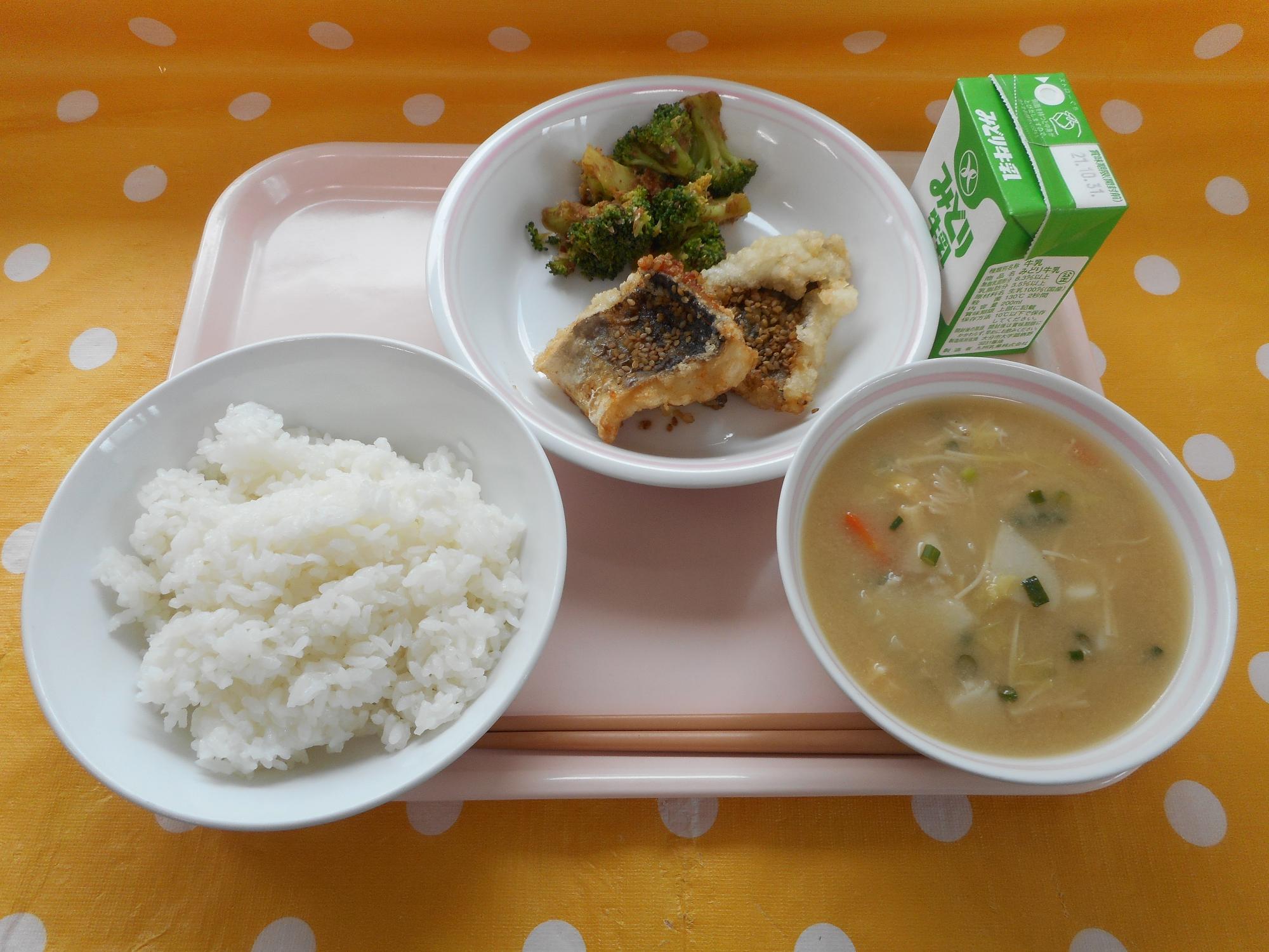 2021年10月22日の給食写真