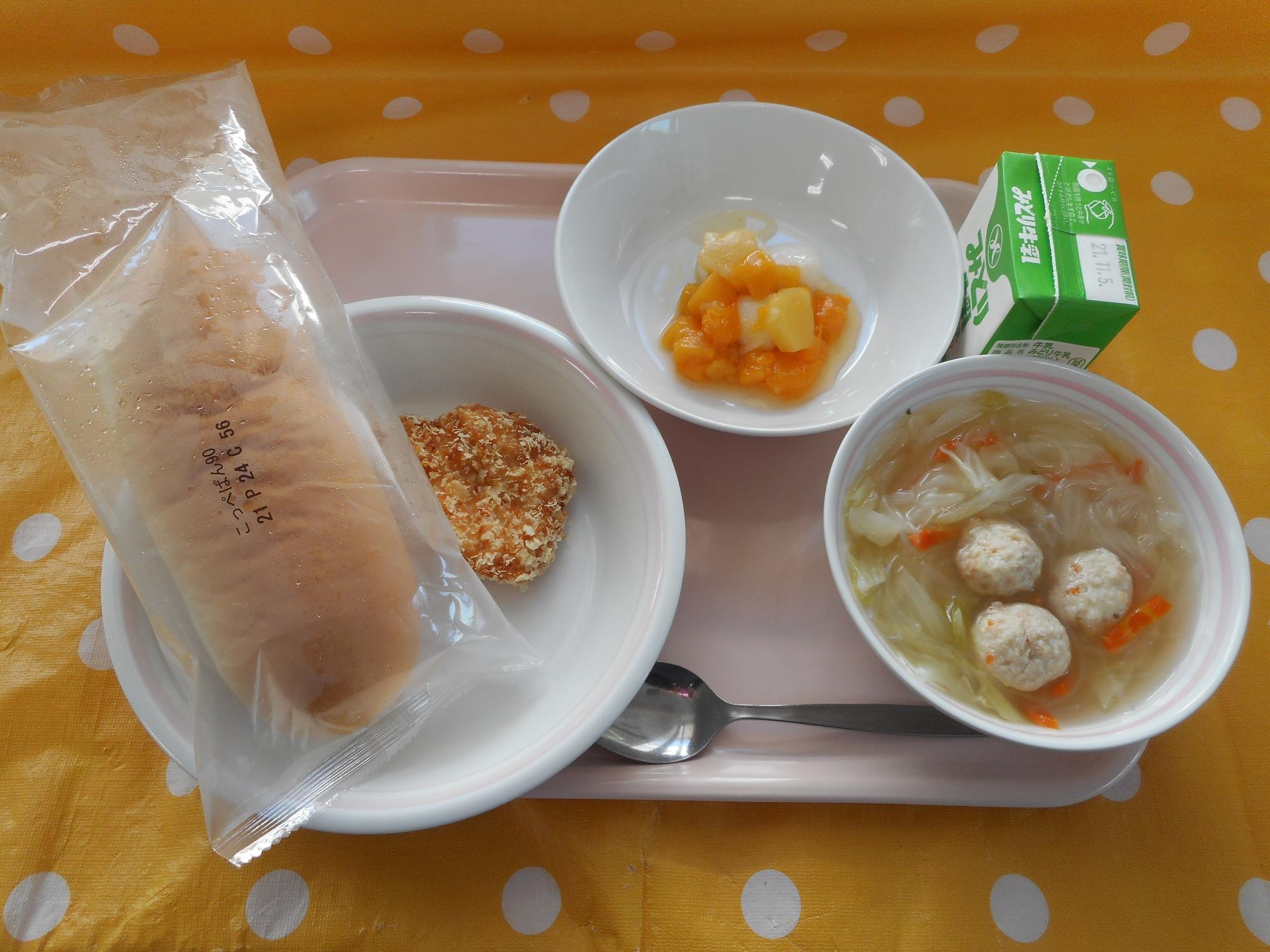 2021年10月27日の給食写真