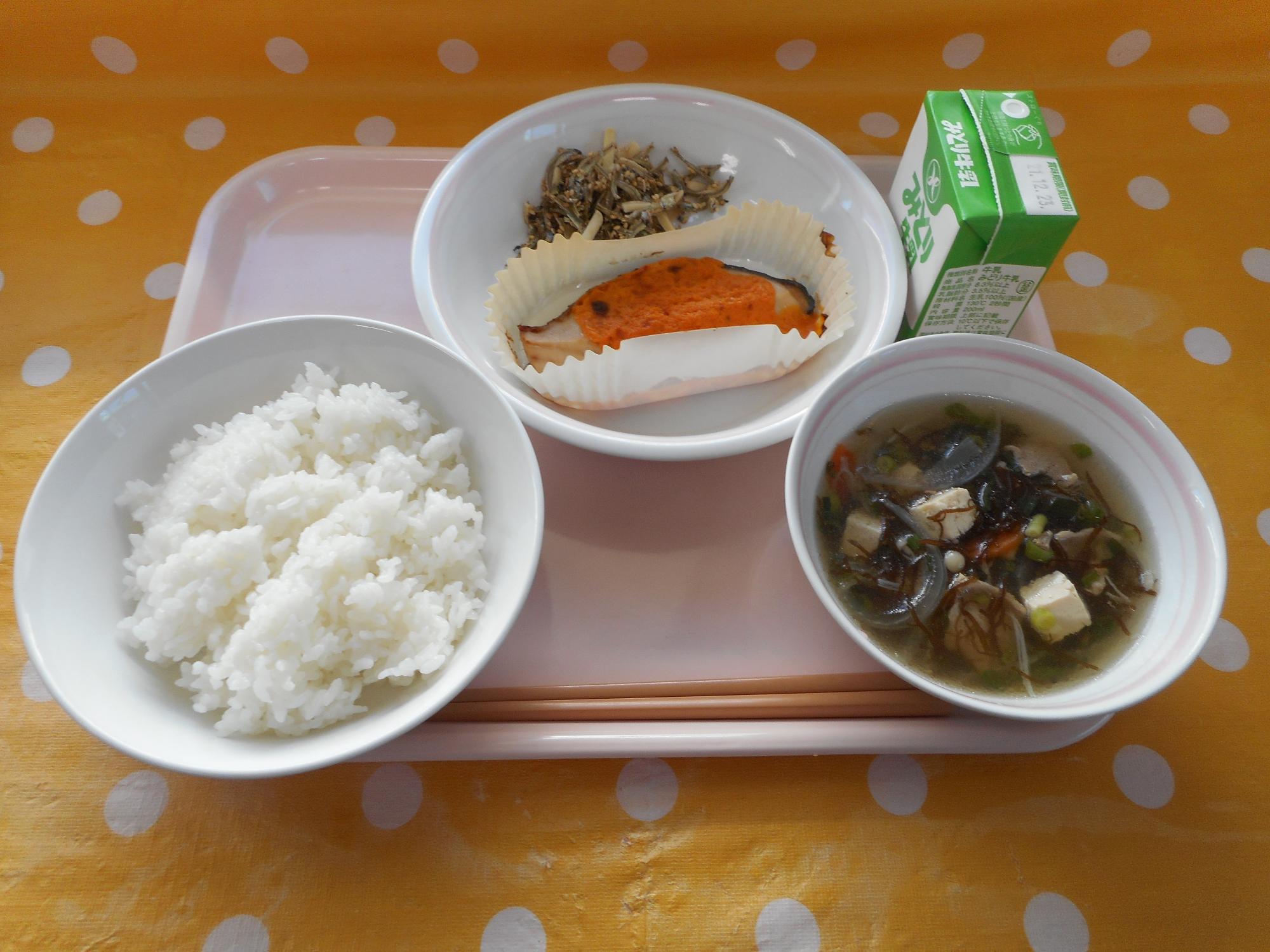 2021年12月14日の給食写真