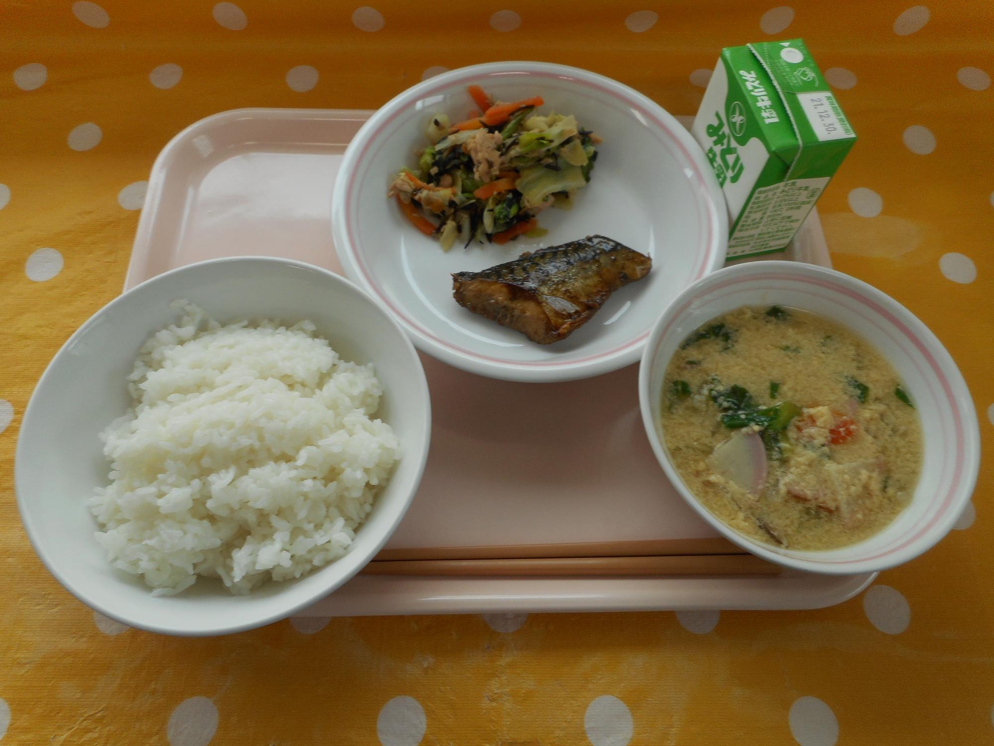 2021年12月21日の給食写真