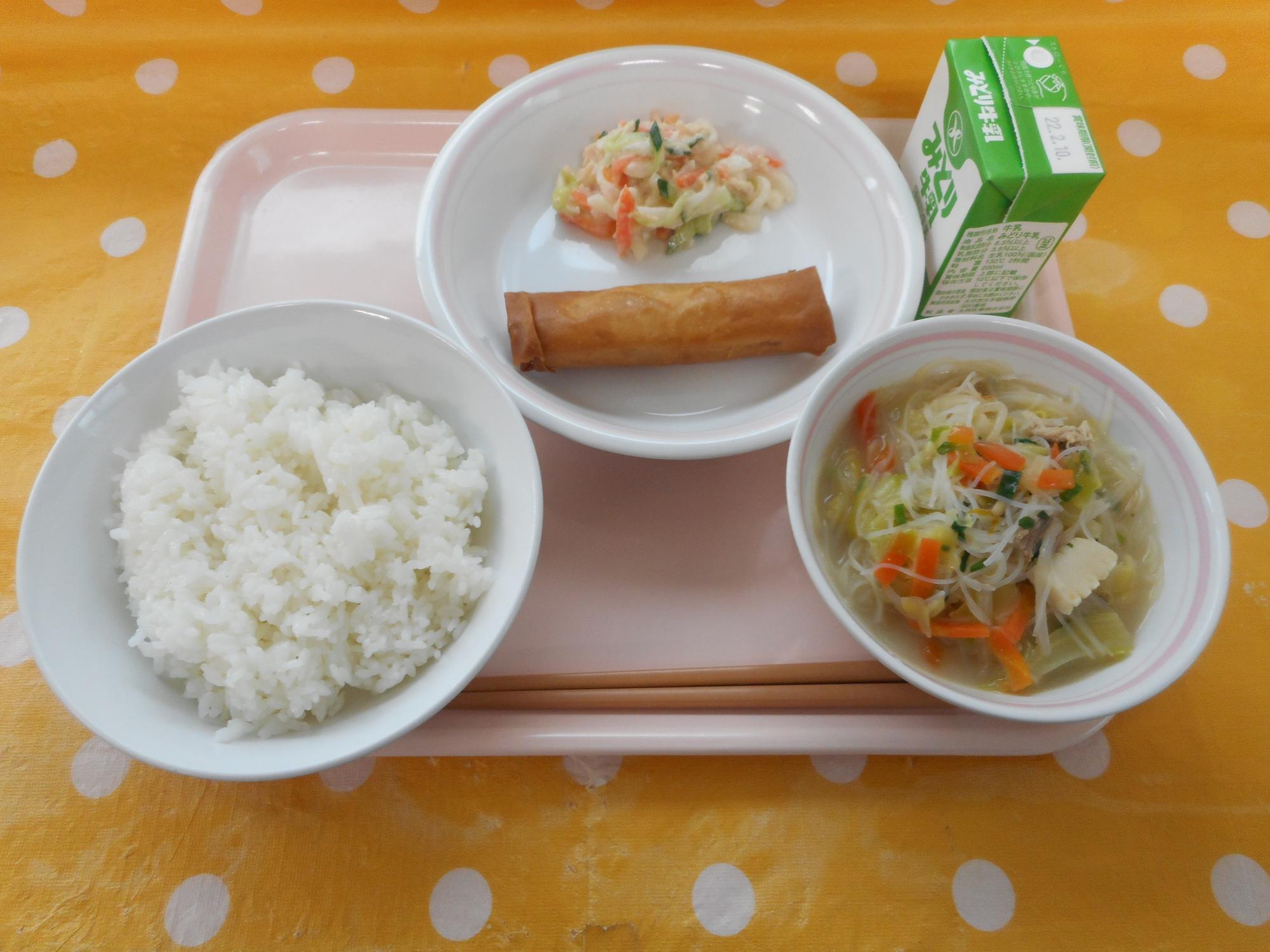 2022年2月1日の給食写真