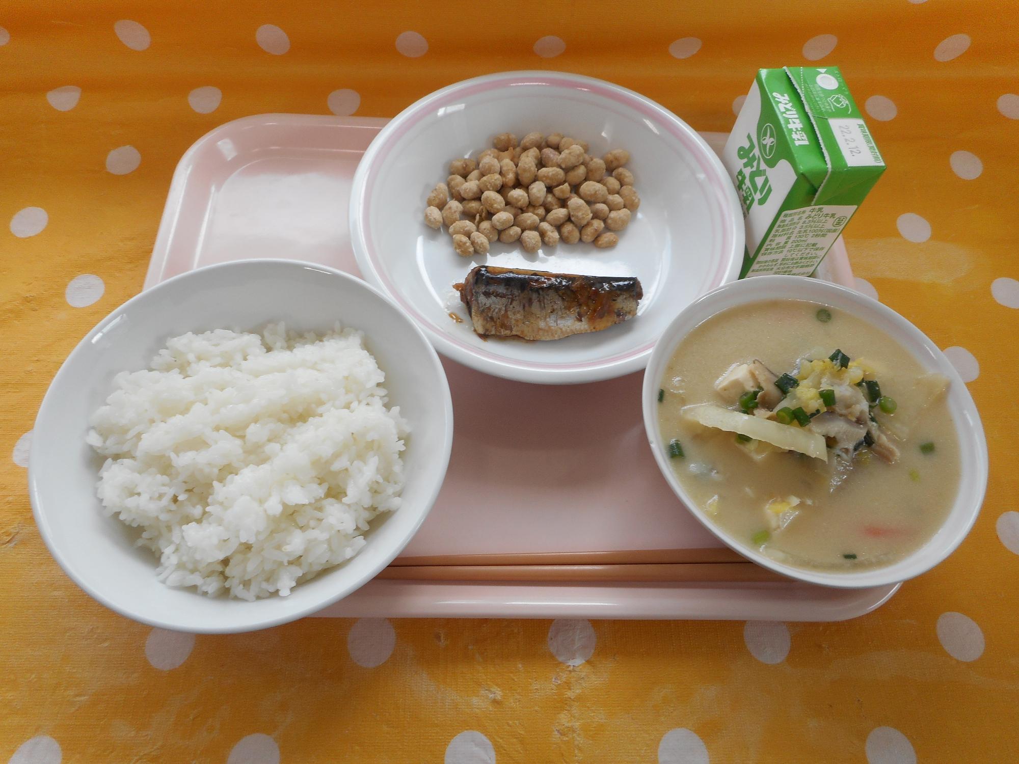 2022年2月3日の給食写真