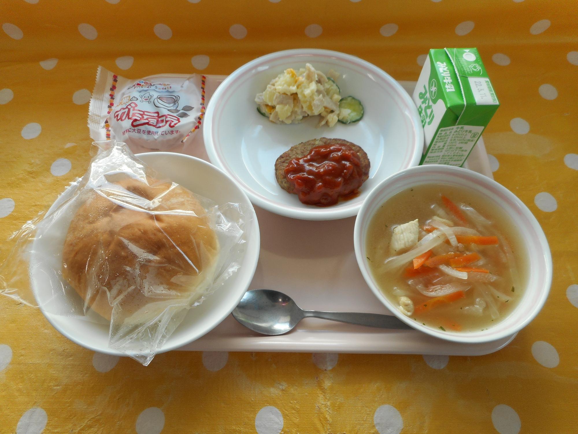 2022年3月2日の給食写真