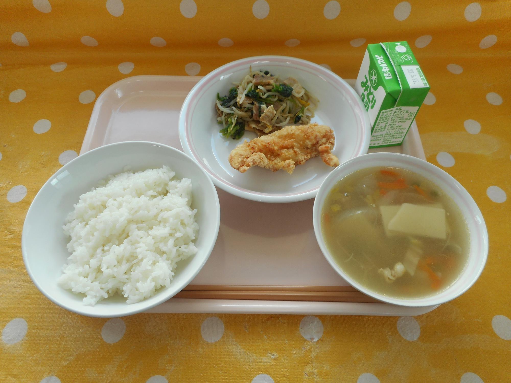 2022年3月14日の給食写真