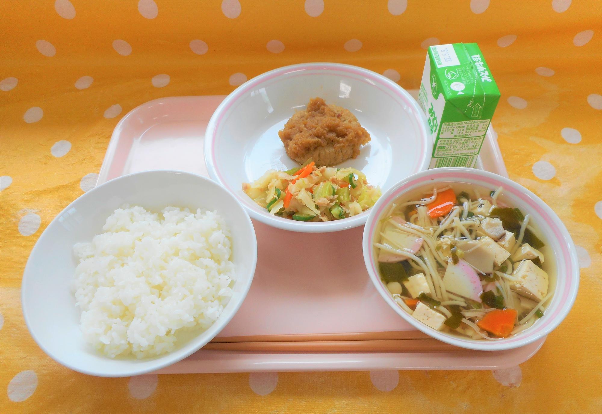 2022年4月26日の給食写真