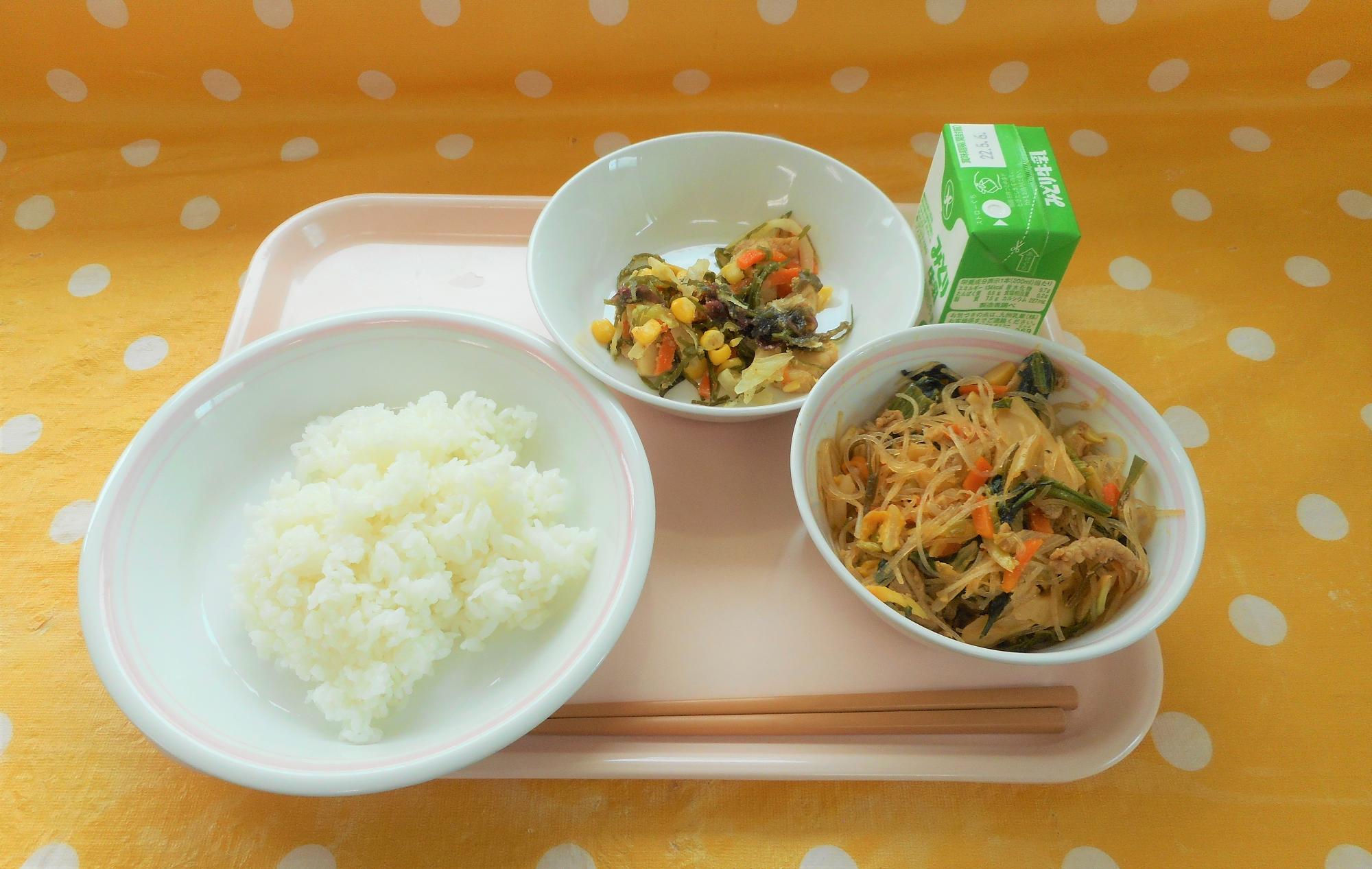 2022年4月27日の給食写真