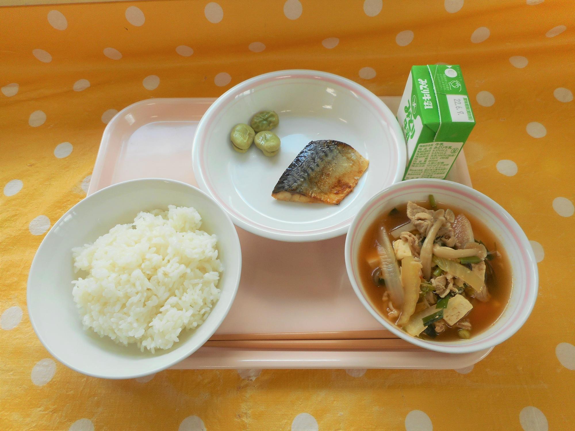 2022年5月31日の給食写真