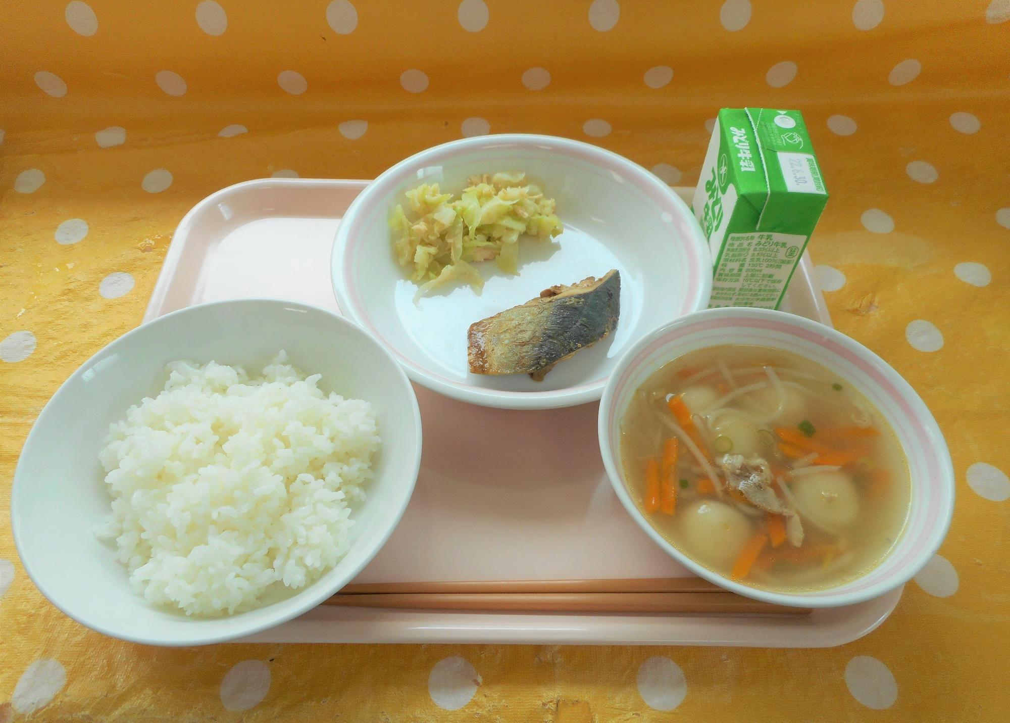 2022年6月21日の給食写真