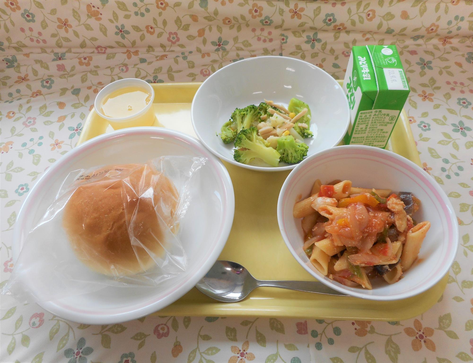 2022年8月31日の給食写真