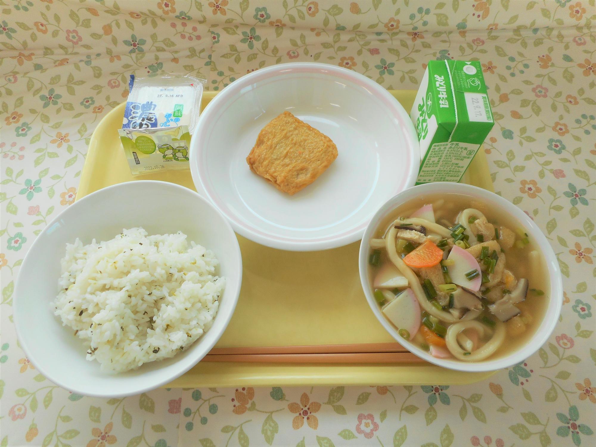 2022年9月8日の給食写真