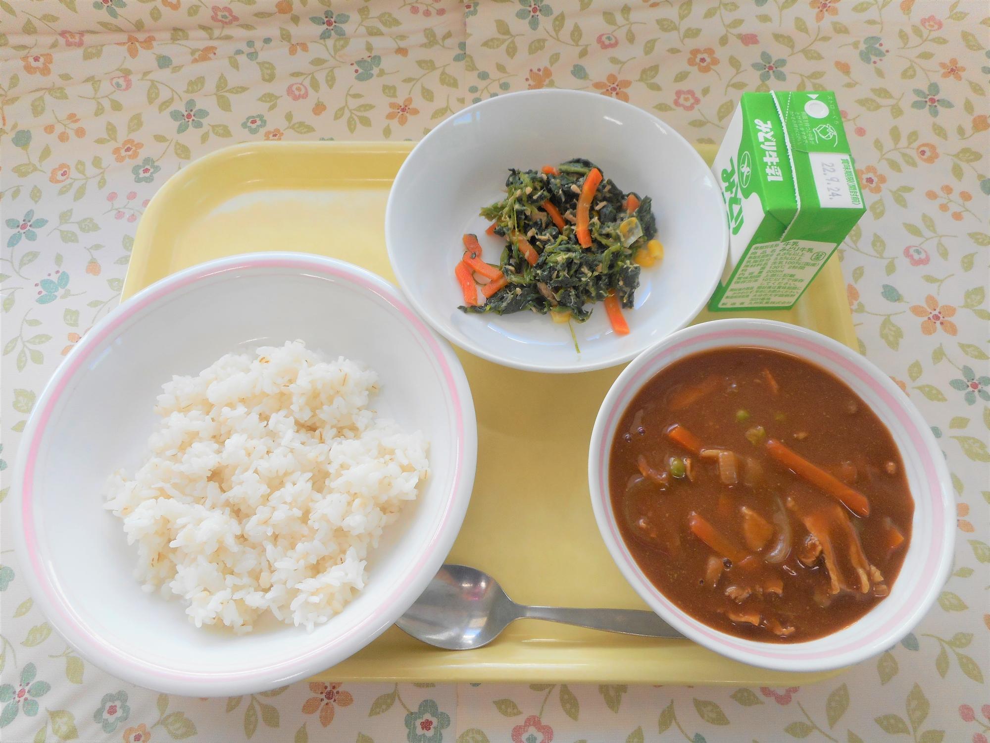 2022年9月15日の給食写真