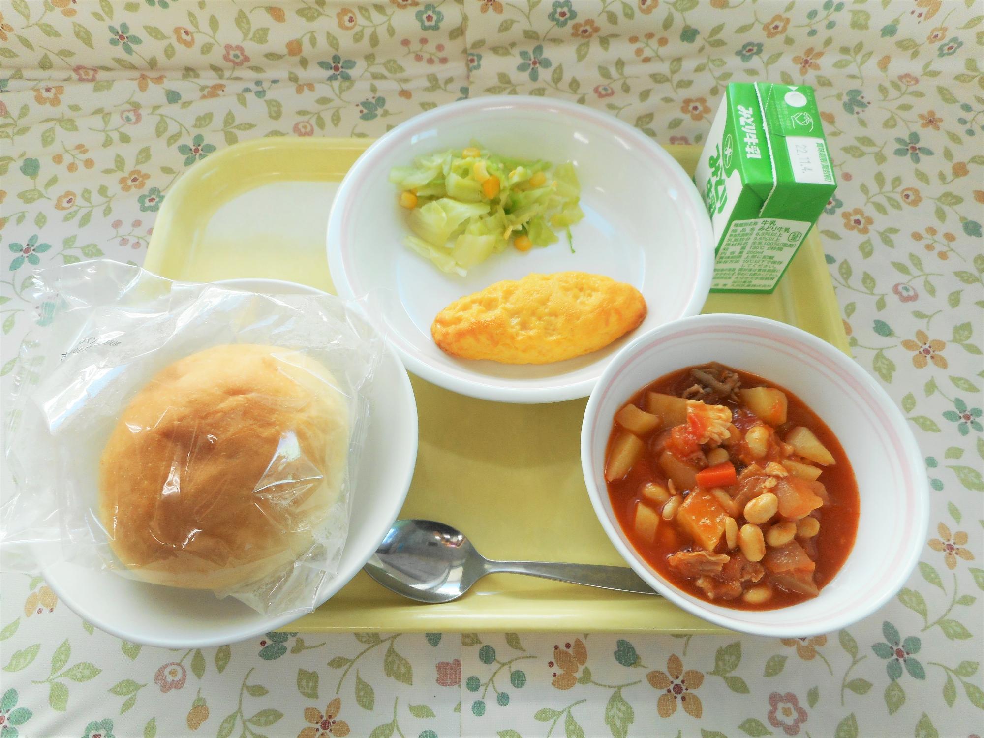 2022年10月26日の給食写真