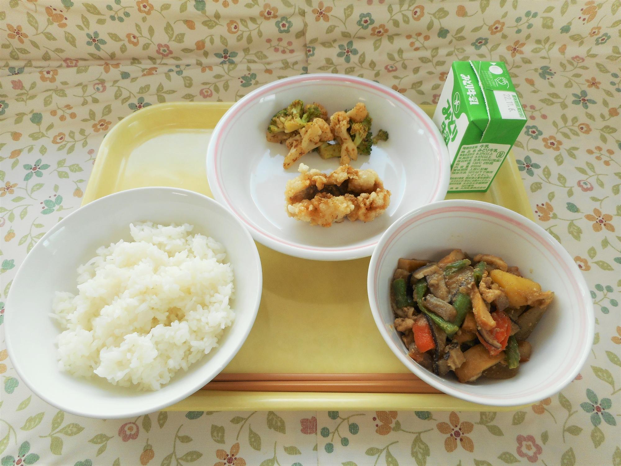 2022年10月28日の給食写真