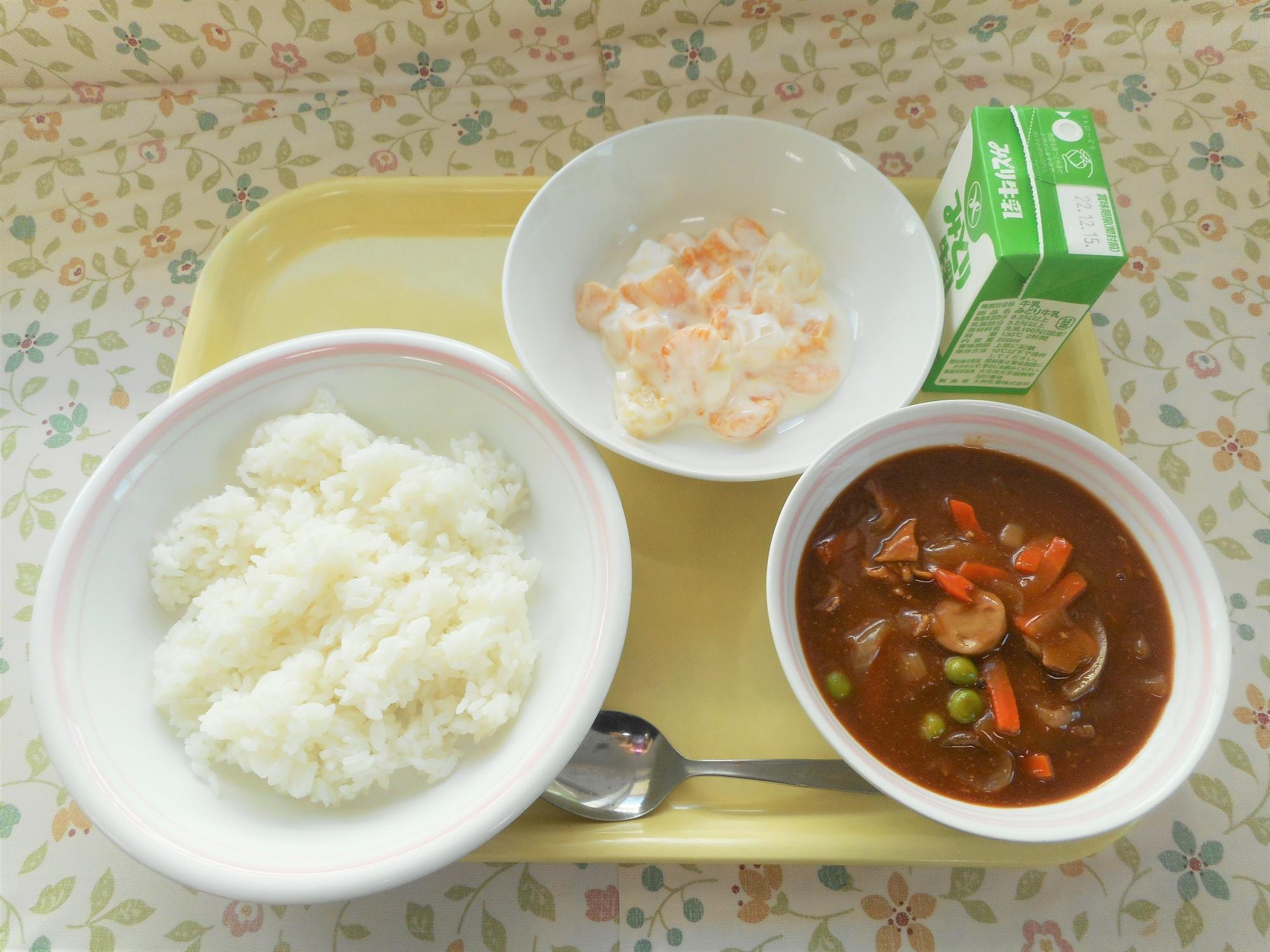 2022年12月6日の給食写真