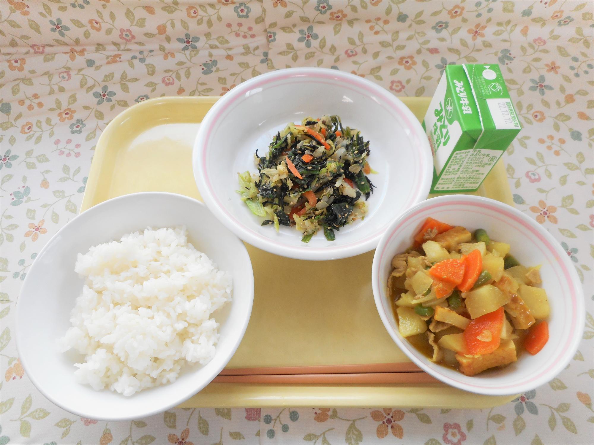 2022年12月8日の給食写真