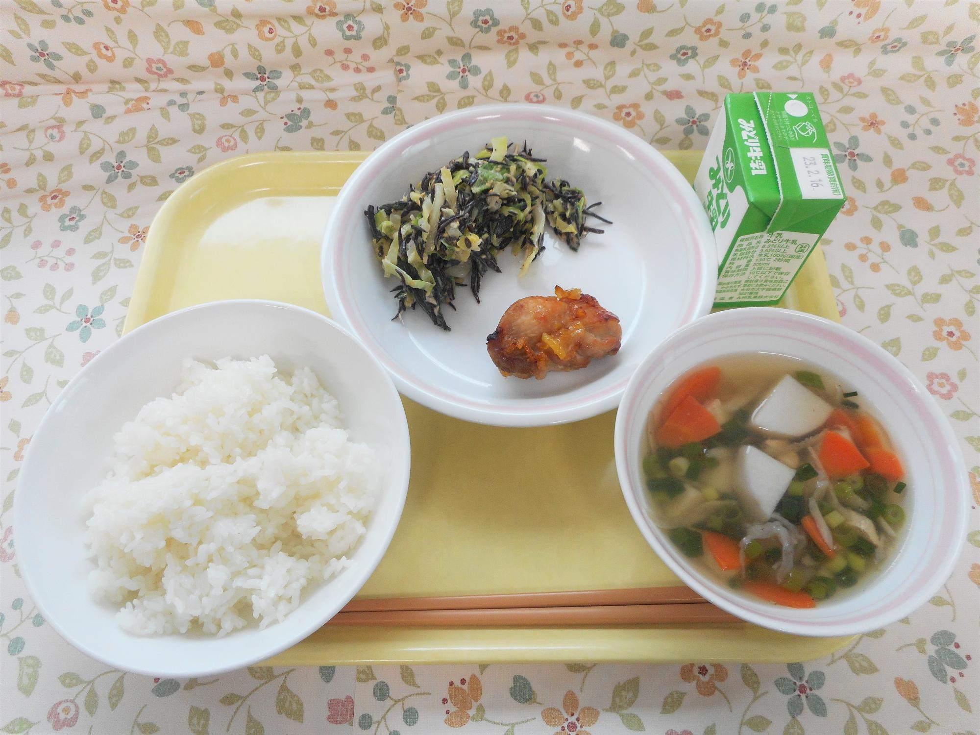 2023年2月7日の給食写真