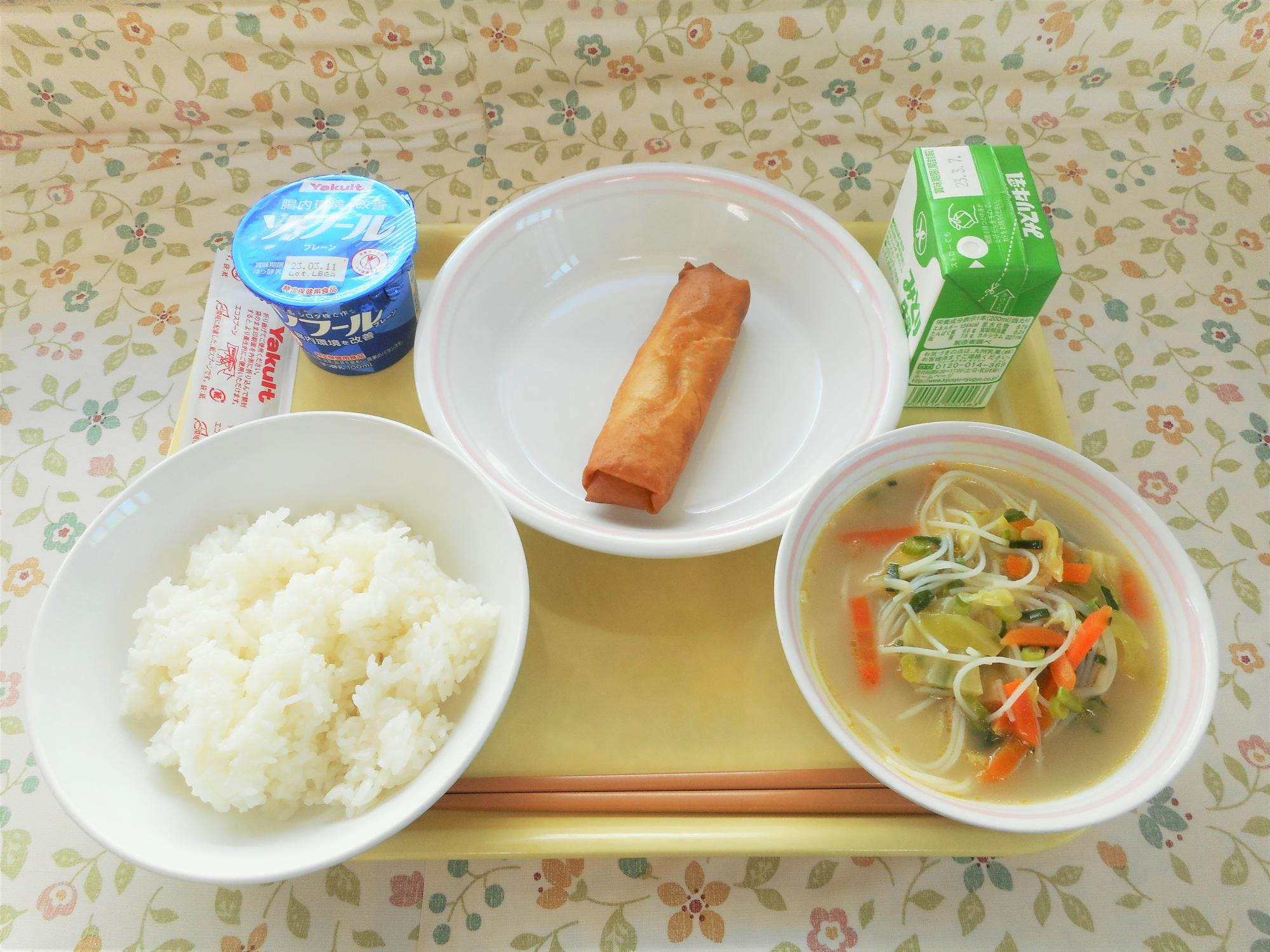 2023年2月27日の給食写真
