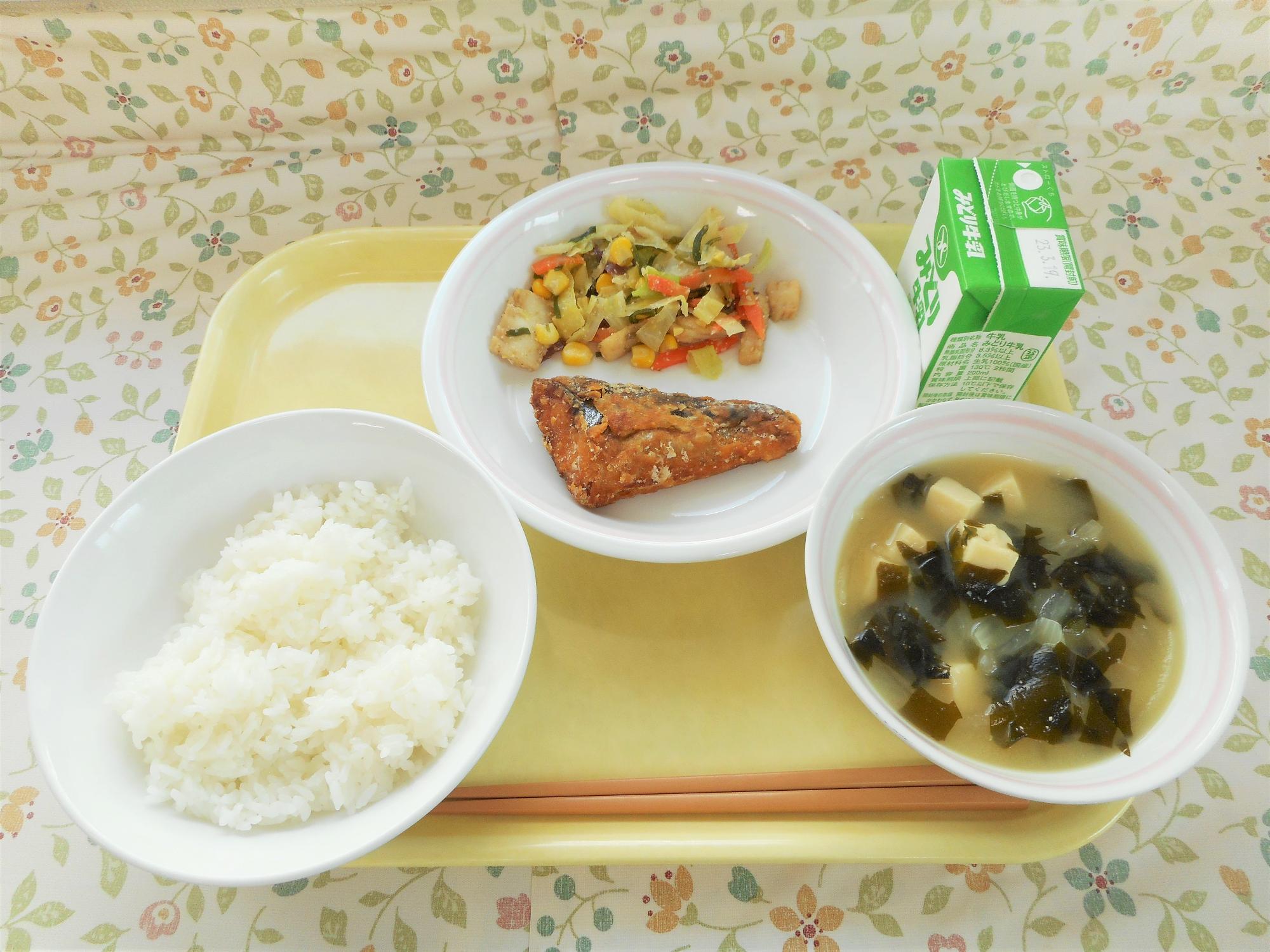 2023年3月10日の給食写真