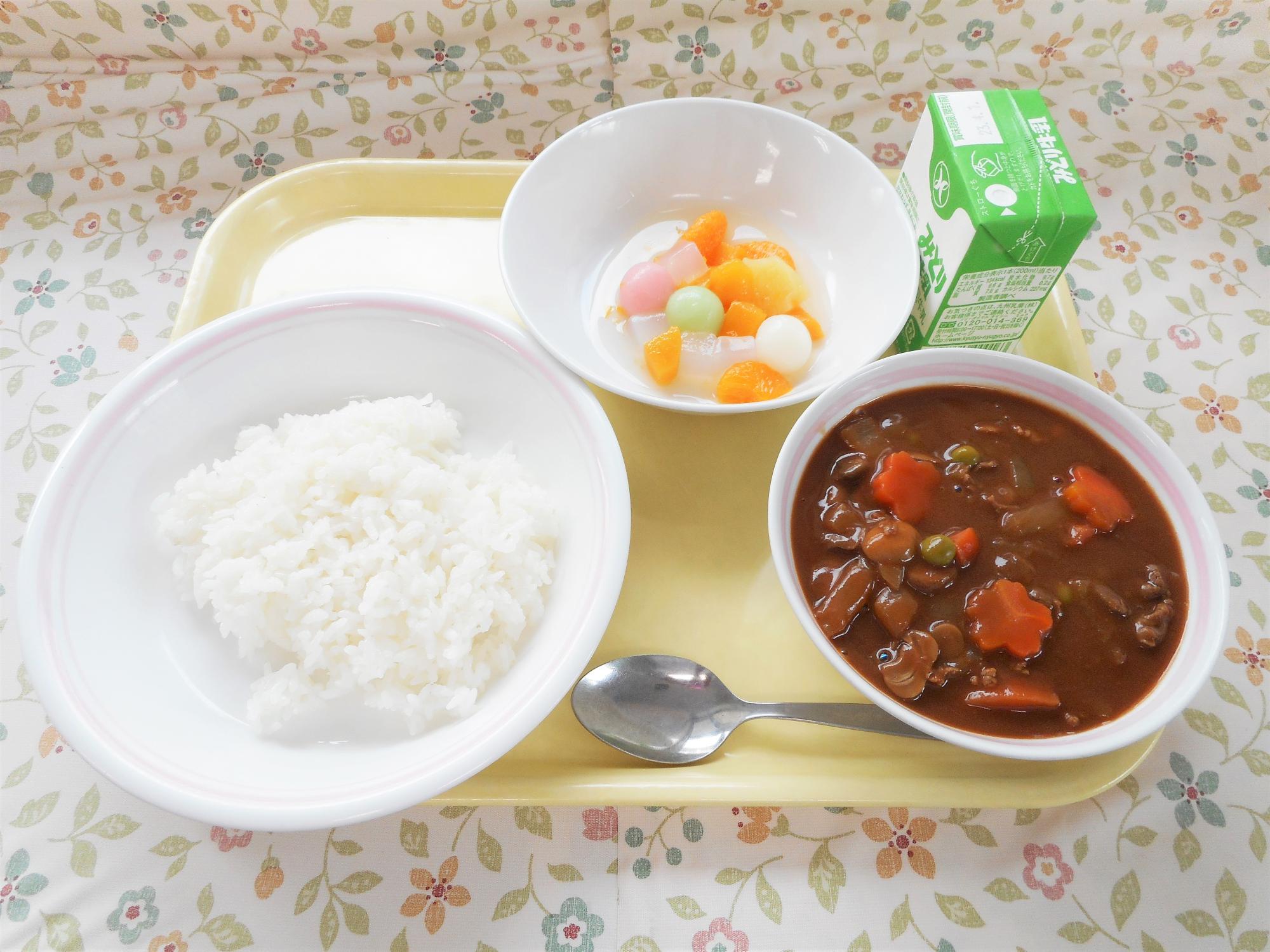 2023年3月23日の給食写真