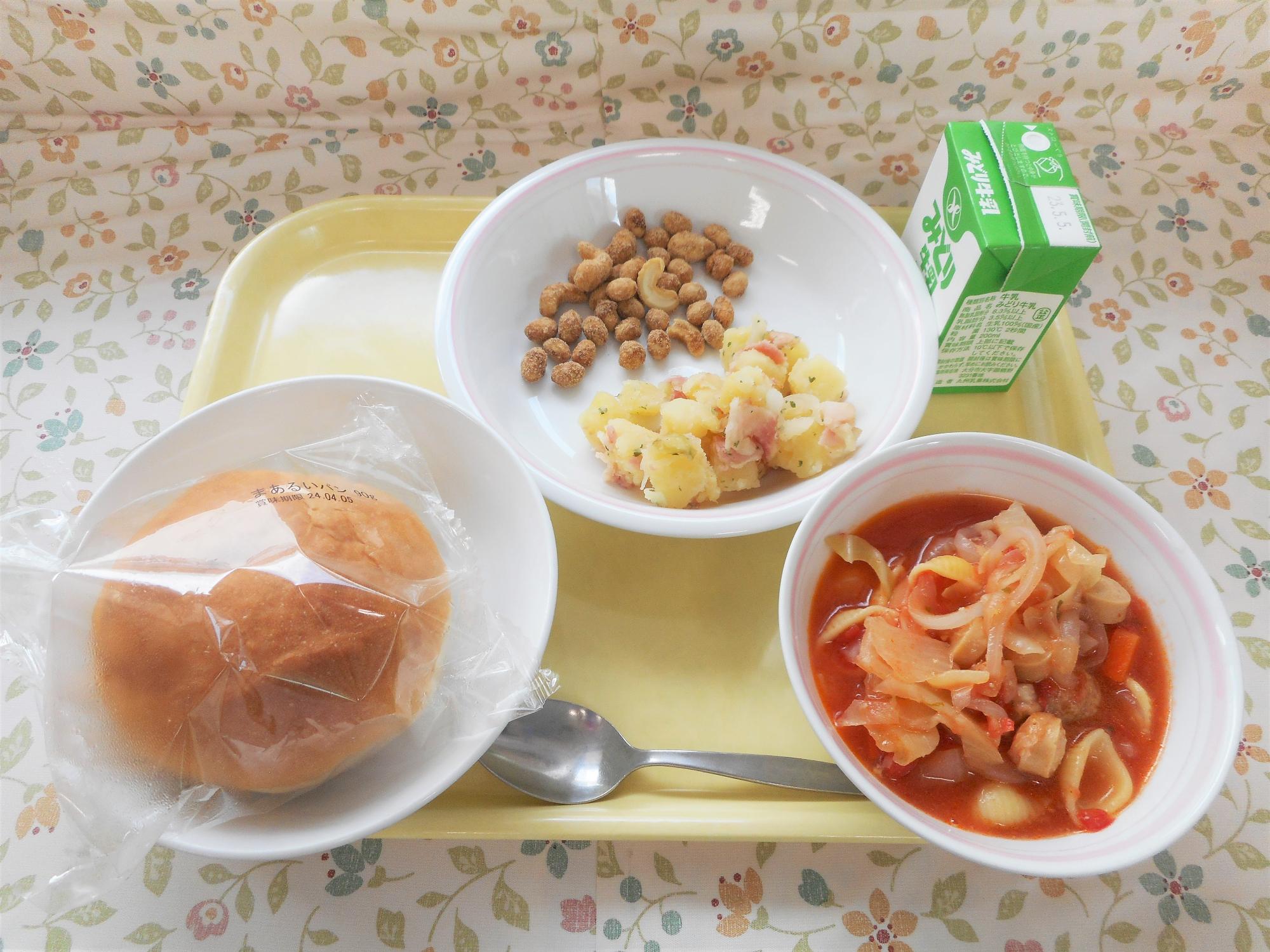 2023年4月26日の給食写真