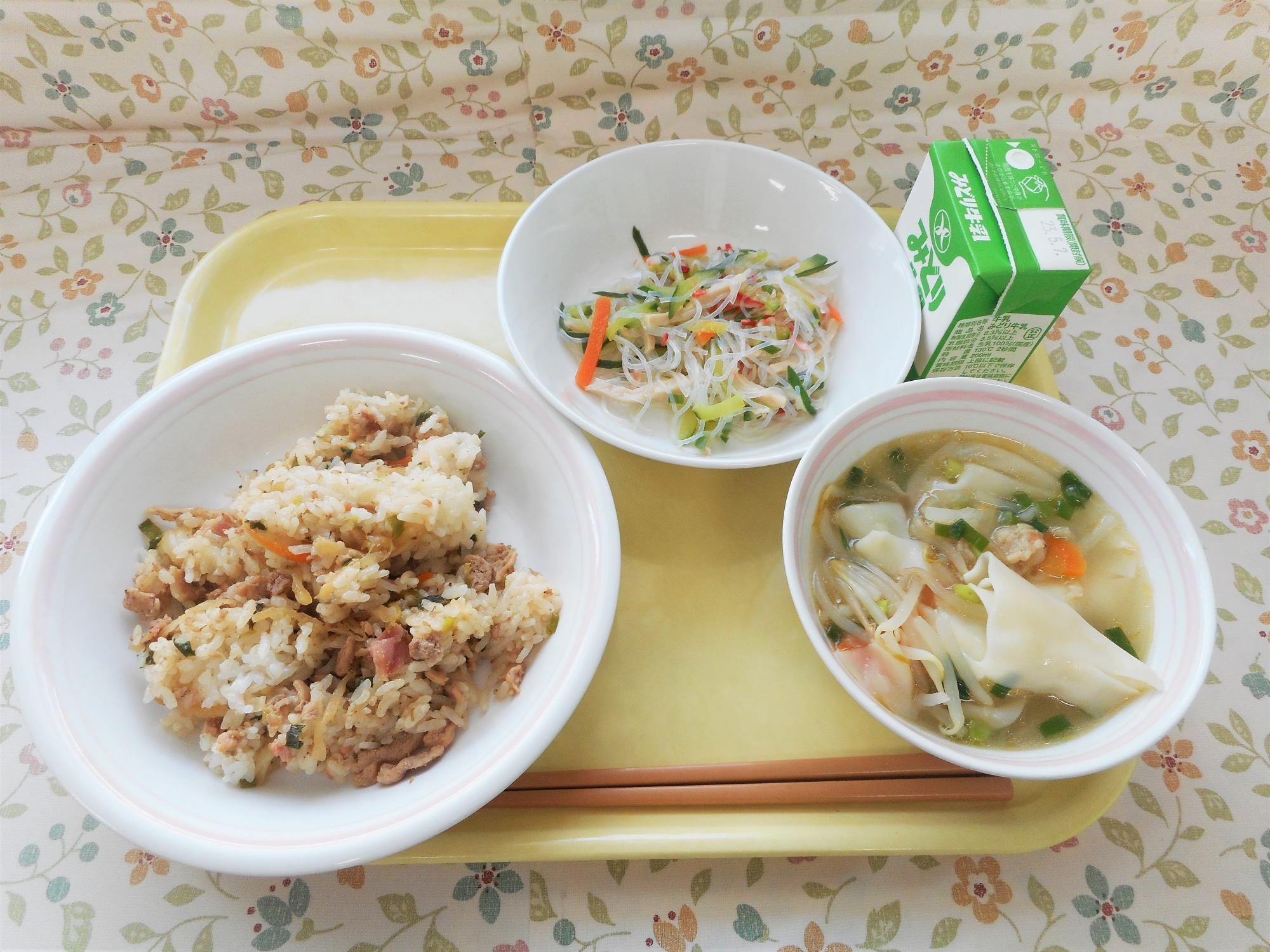 2023年4月28日の給食写真